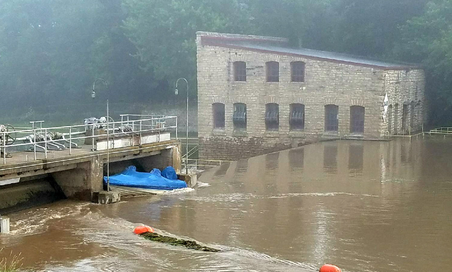 Neshonoc dam